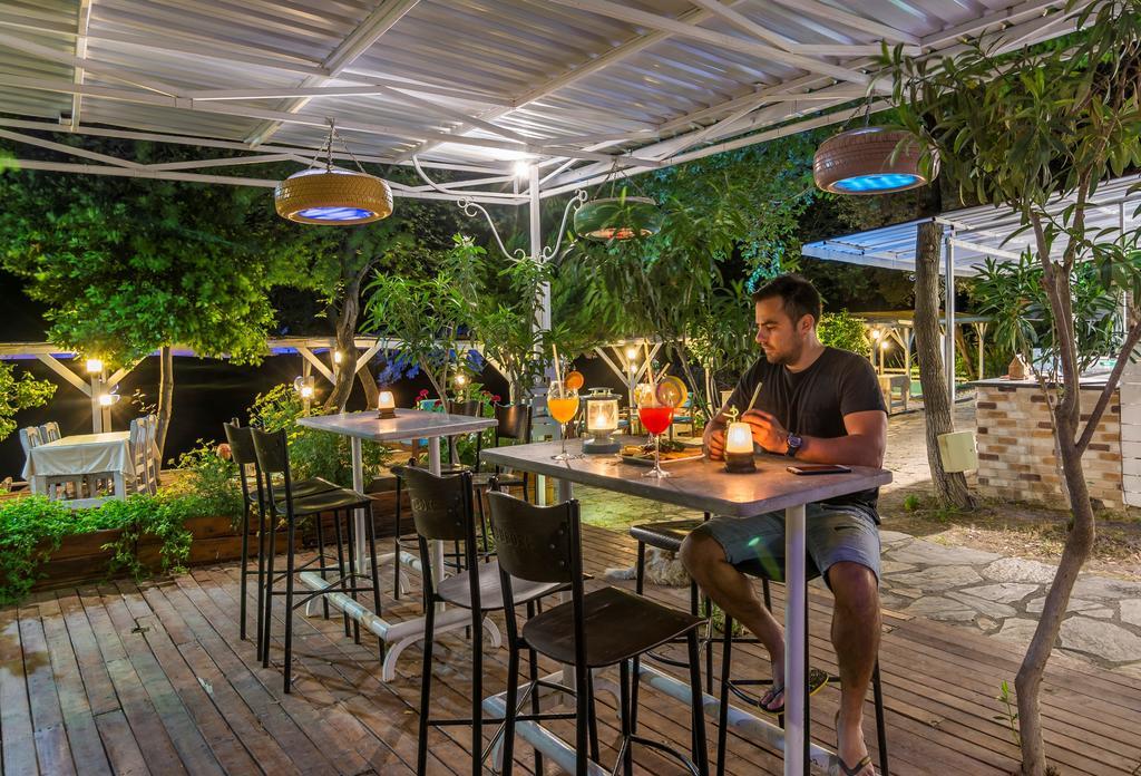 דליאן Turay Hotel מראה חיצוני תמונה