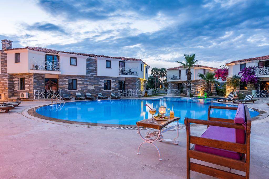 דליאן Turay Hotel מראה חיצוני תמונה